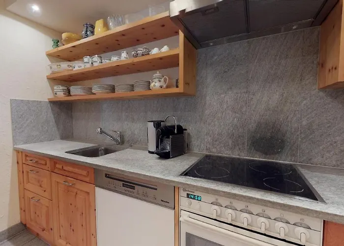 Apartment Surlej 34 *