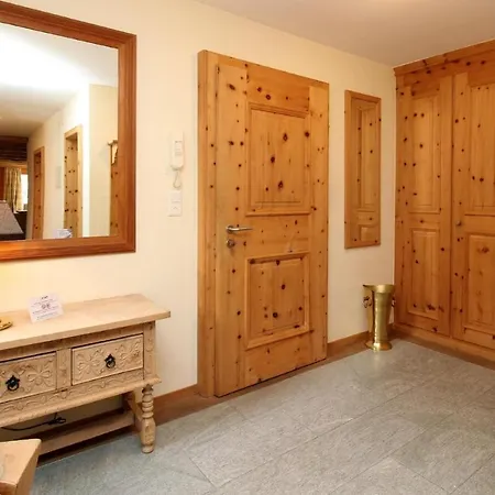 Surlej 34 Apartamento